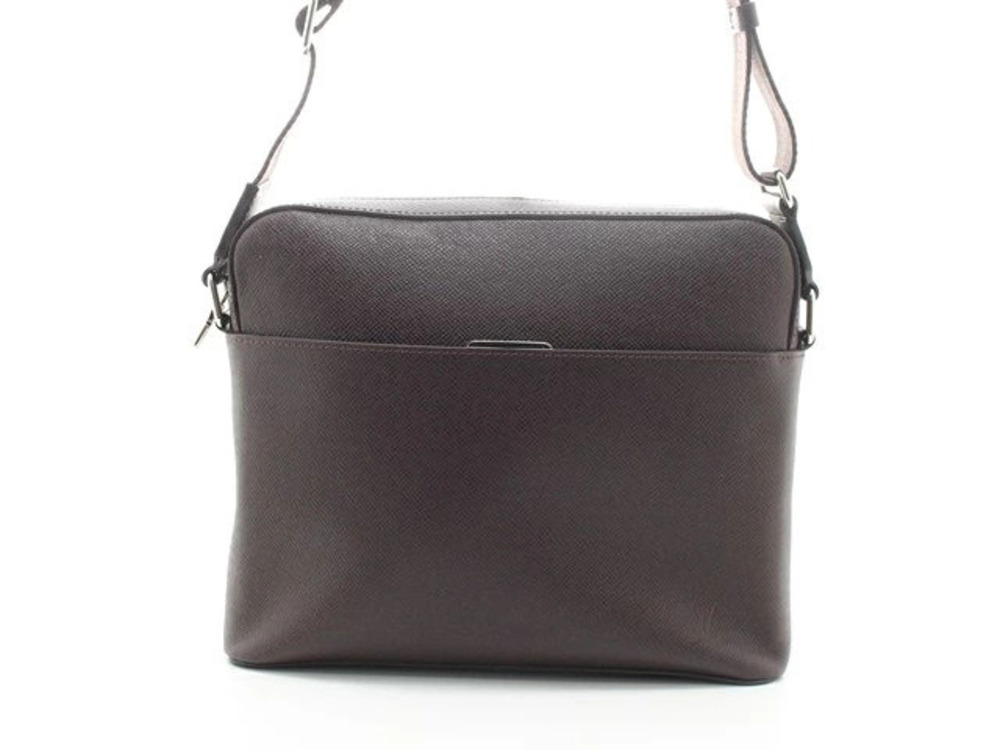 LOUIS VUITTON Anton Messenger Shoulder Bag Taiga Leather Marron